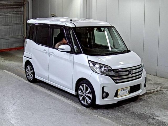 3054 Nissan Dayz roox B21A 2016 г. (LAA Shikoku)